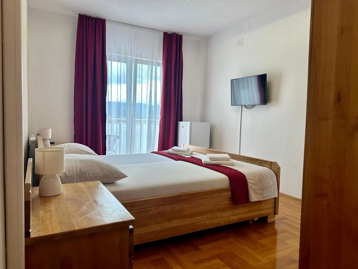 Hotel Buenavista Beach House Trogir Mastrinka Hırvatistan
