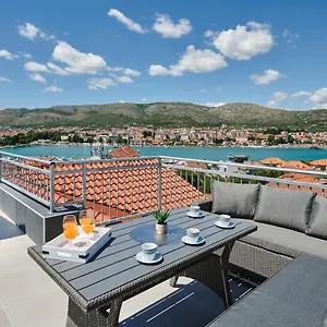 & Zaja Apartament