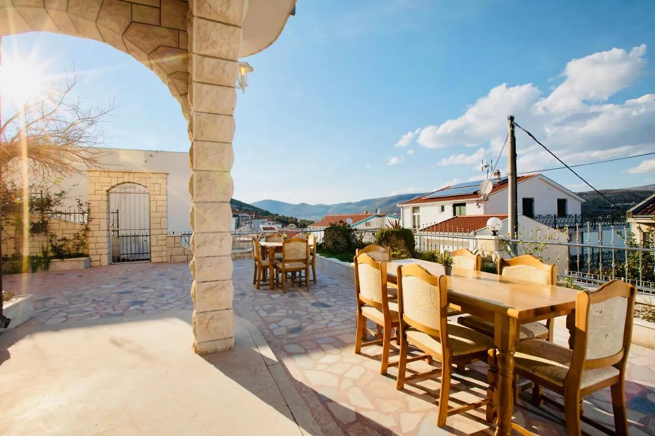 Hotel Buenavista Beach House Trogir Mastrinka