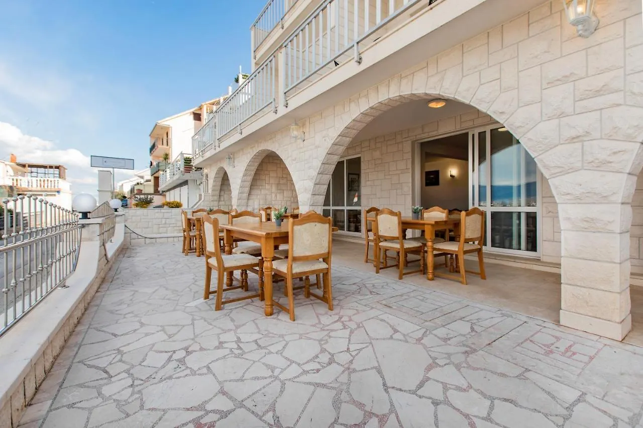 Hotel Buenavista Beach House Trogir Mastrinka Chorwacja
