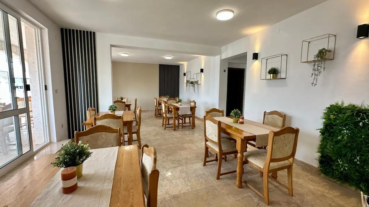 Hotel Buenavista Beach House Trogir Mastrinka